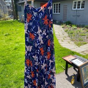 Lulu’s dress converted to maxi skirt - flowy with a side zipper